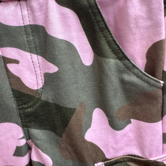 3T Girls Pink and Green Camouflage Jogger Sweatpants with Pockets - Picture 2 of 7
